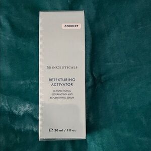 SkinCeuticals Retexturing Activator Serum - Gray